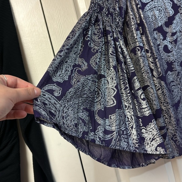 Michael Kors dark purple silver print v neck long statement sleeve dressy top 0X - Picture 5 of 10